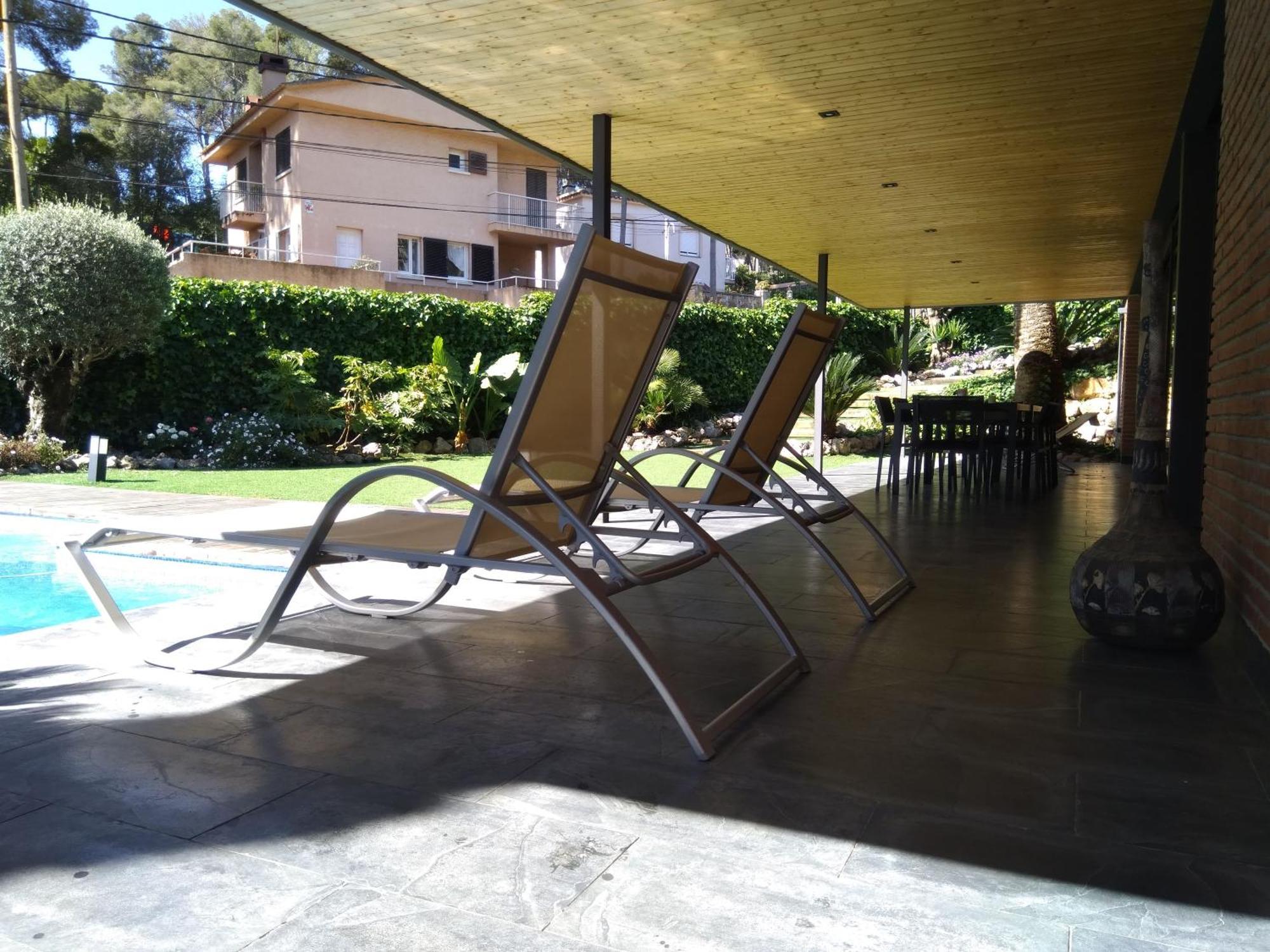 Villa Del Bosque Castelldefels Buitenkant foto