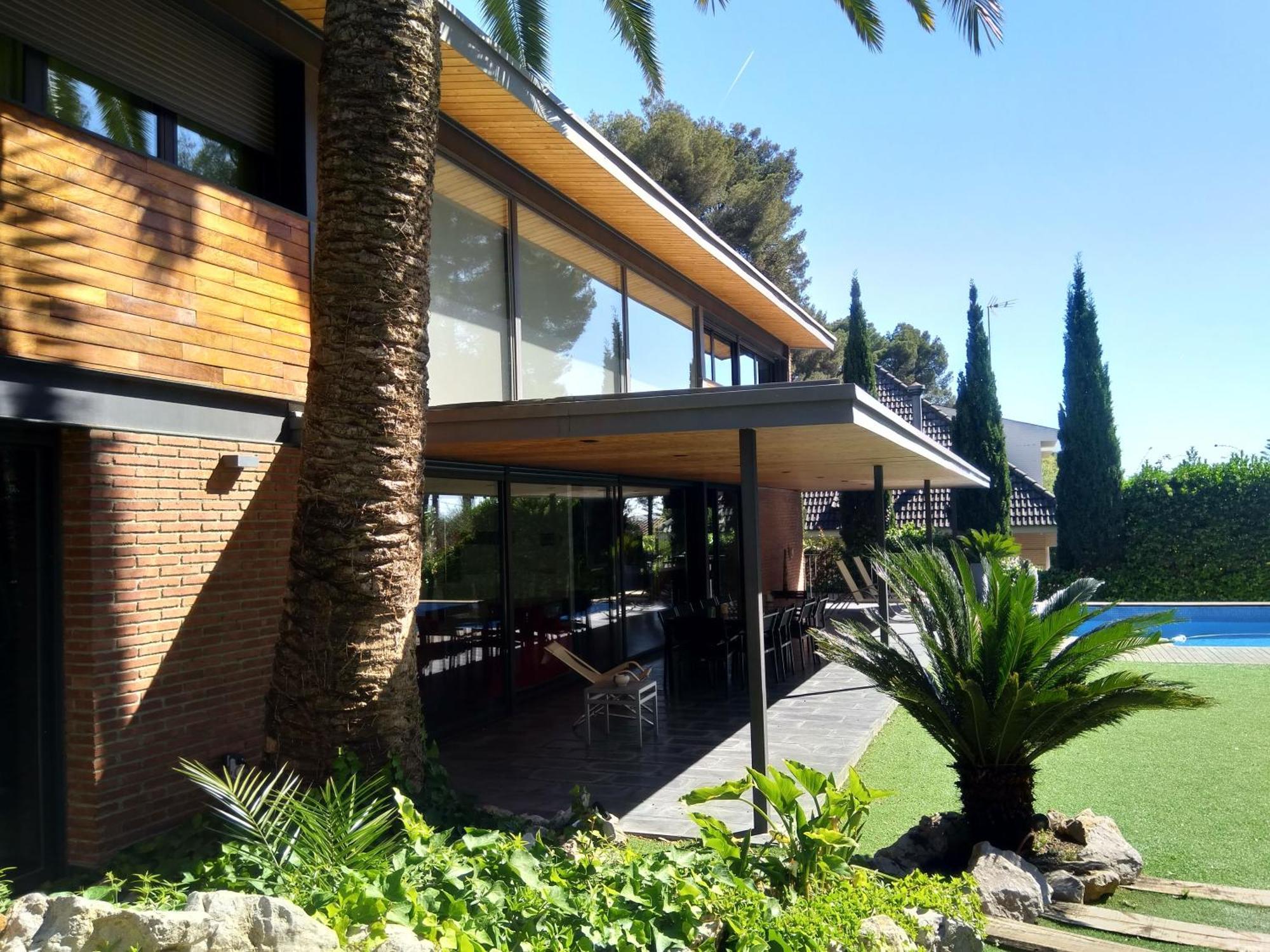 Villa Del Bosque Castelldefels Buitenkant foto